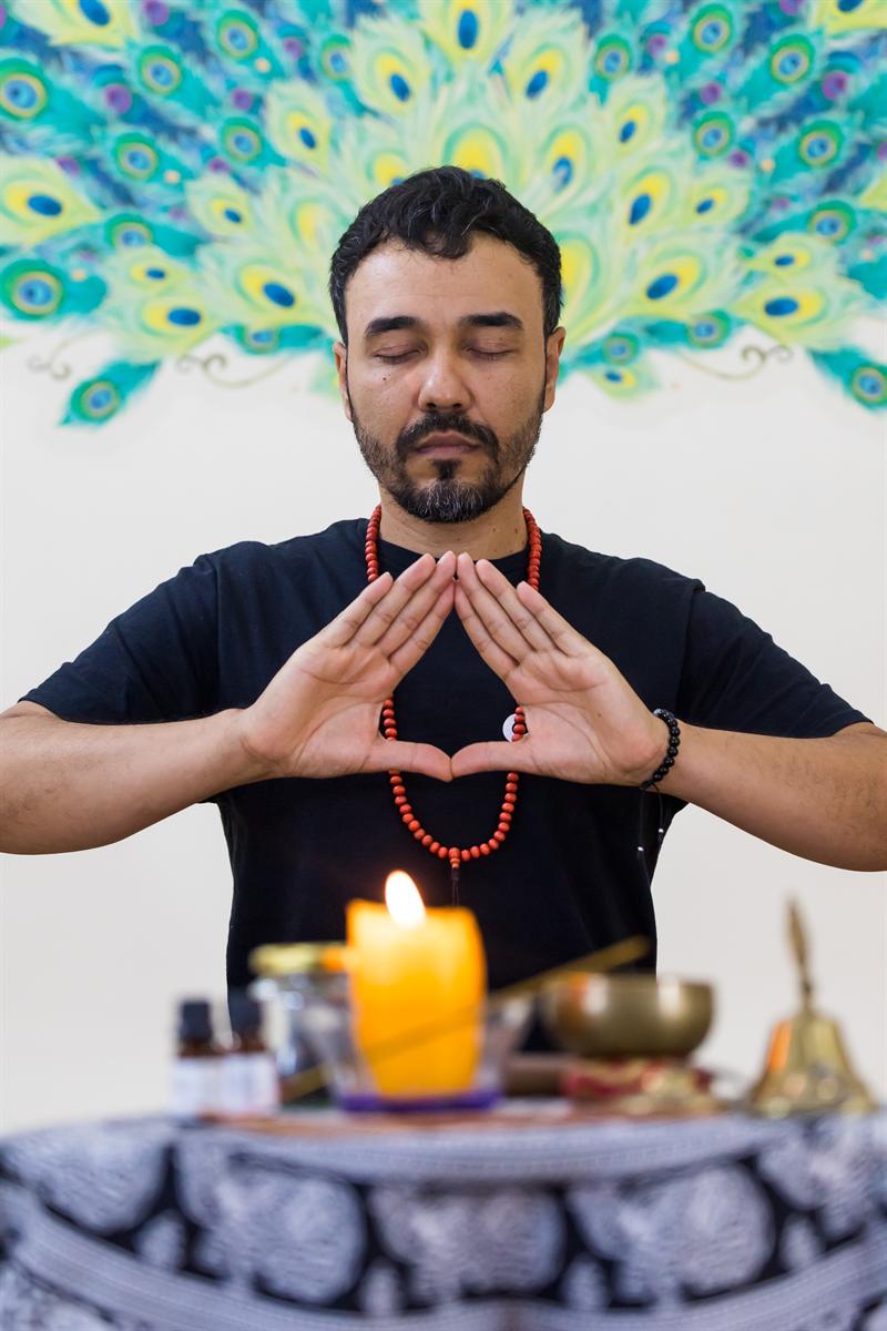 Personas en un taller 1